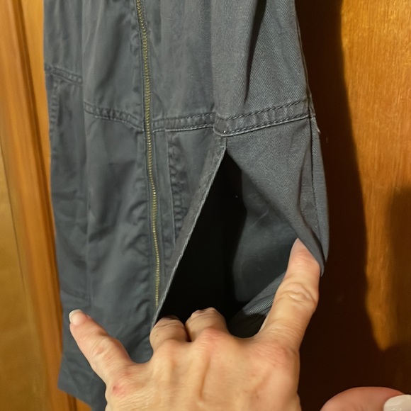 •UNIVERSAL THREAD•GRAY ZIP UTLITY DRESS WITH FRONT POCKETS AND CUFF SLEEVE XS - Picture 6 of 10